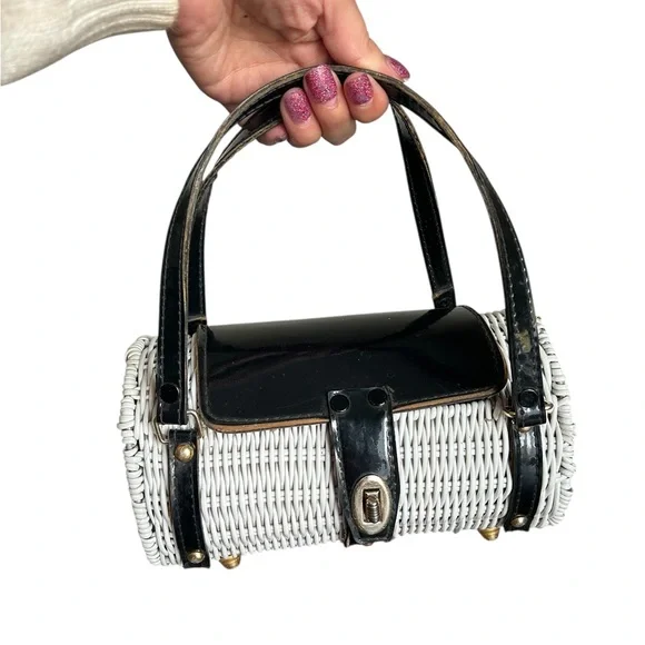 Woven White and Black Cylindrical Handbag - Picture 2 of 11